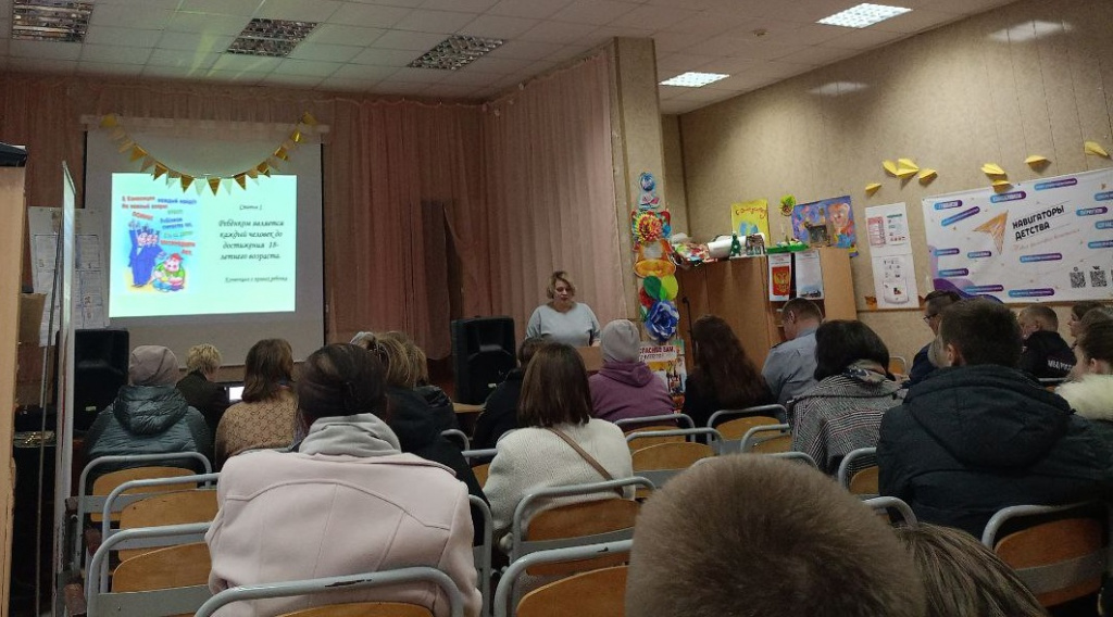 33ee00.jpg 33ee00.jpg